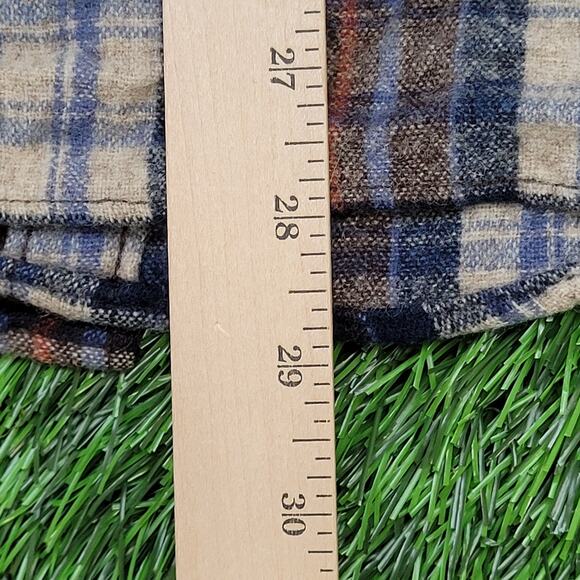 Vintage 90s Woolrich Shadow Plaid Button Shirt Medium 20x29 Flannel - Picture 10 of 11